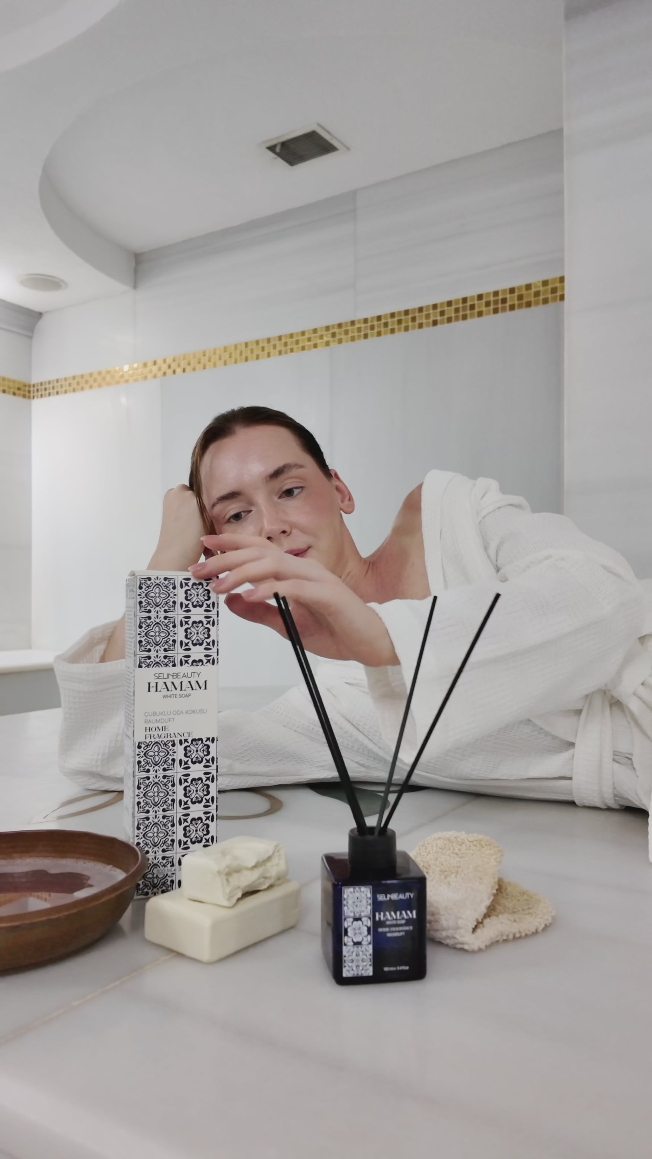 Load video: SELİNBEAUTY Hamam White Soap (Beyaz Sabun Kokusu) 100 ml